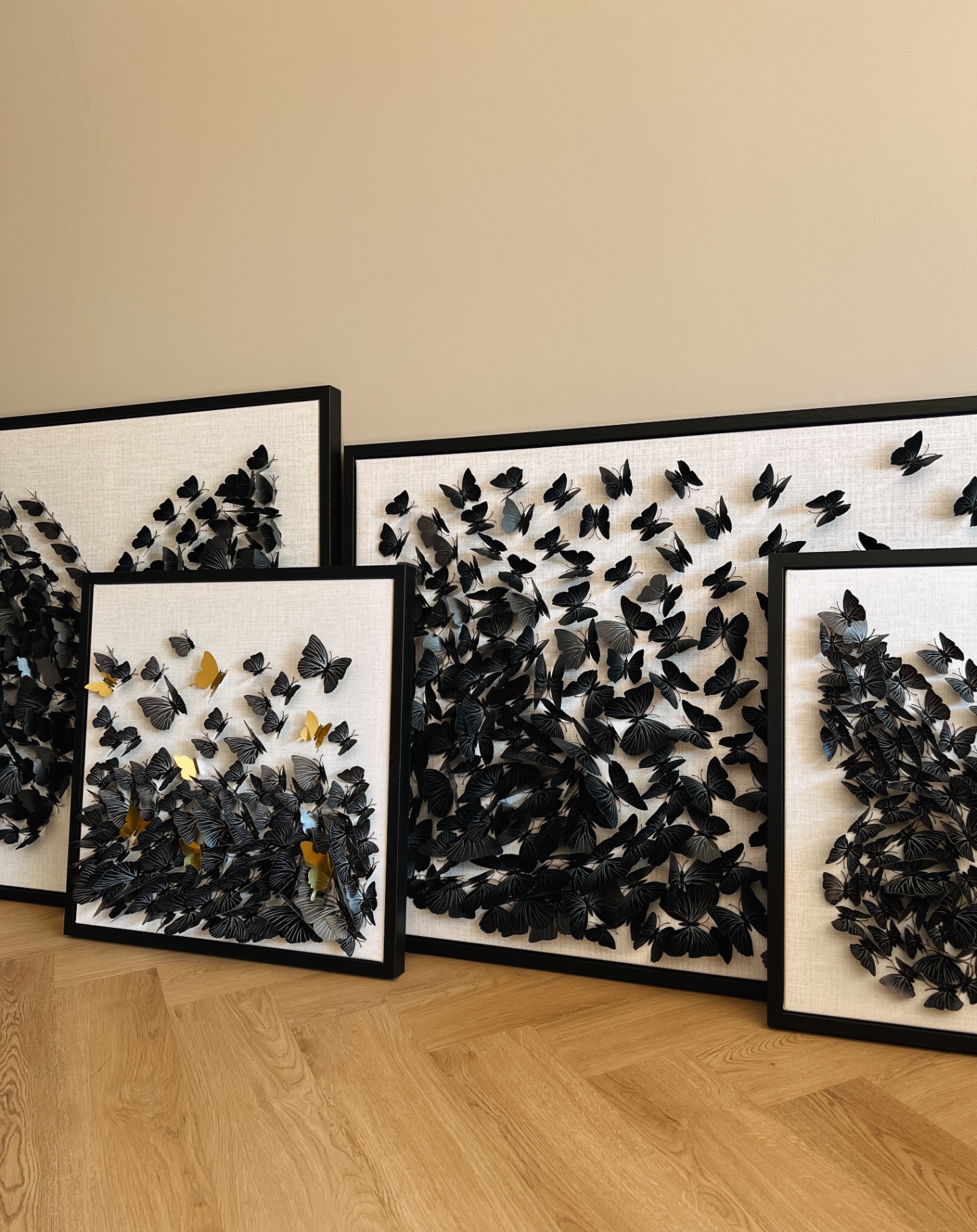 Vier wanddecoraties met vlinders